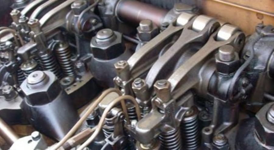 ENGINE ROCKER ARMS AND VALVE BRIDGES